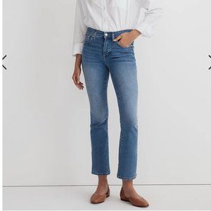 Madewell Kick Out Crop Jeans in Mather Wash